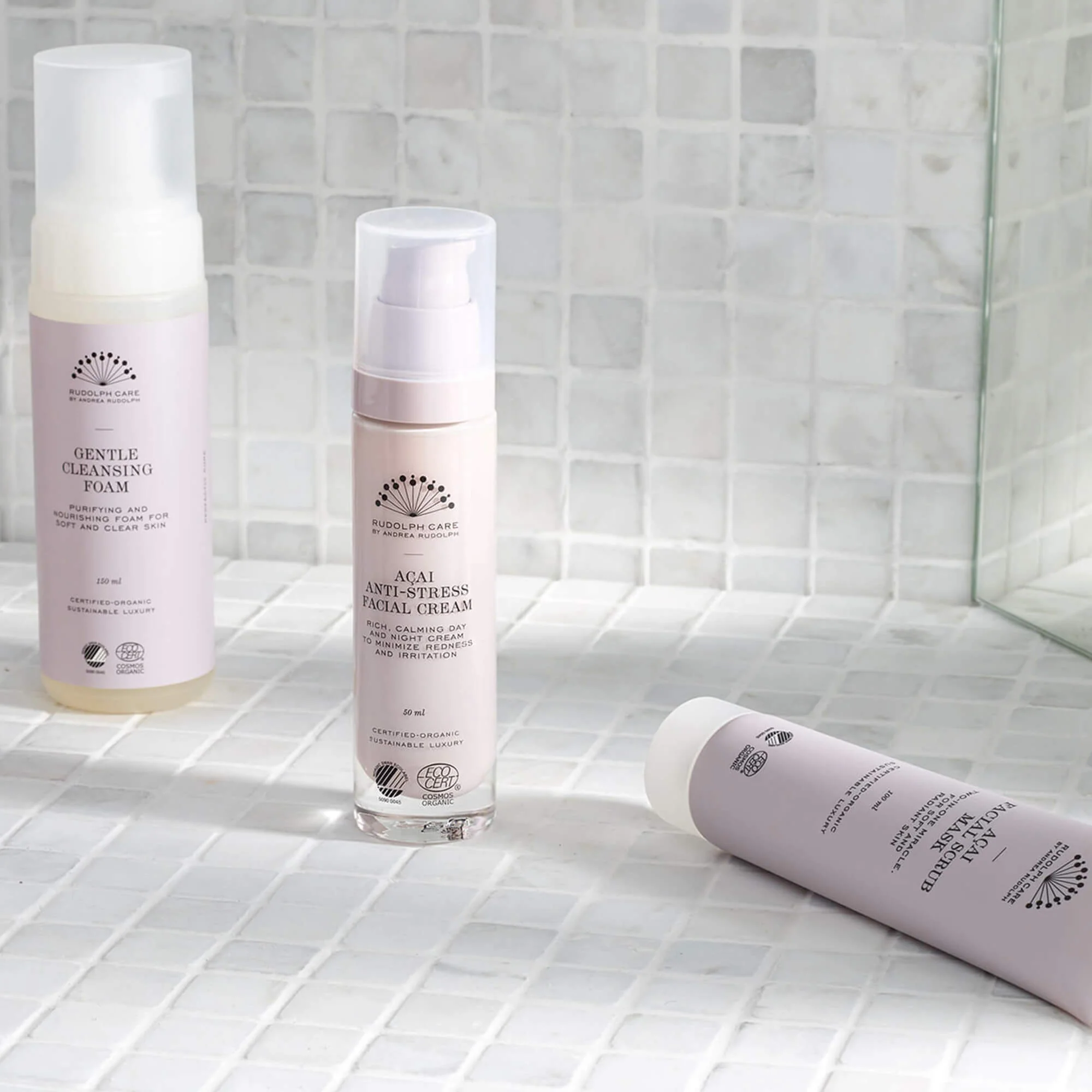 Gentle Cleansing Foam Mousse Nettoyante - Image 2