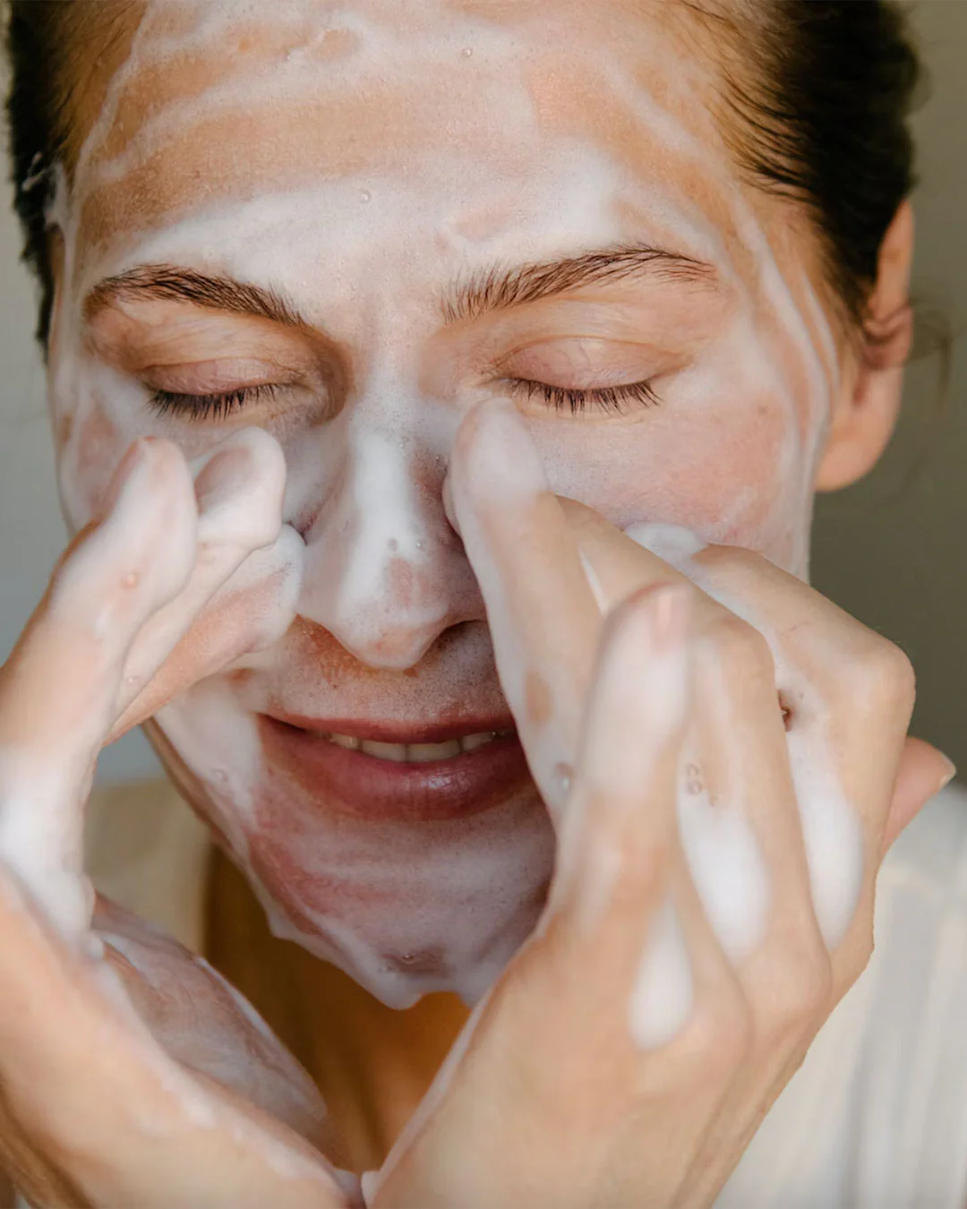 Gentle Cleansing Foam Mousse Nettoyante - Image 3
