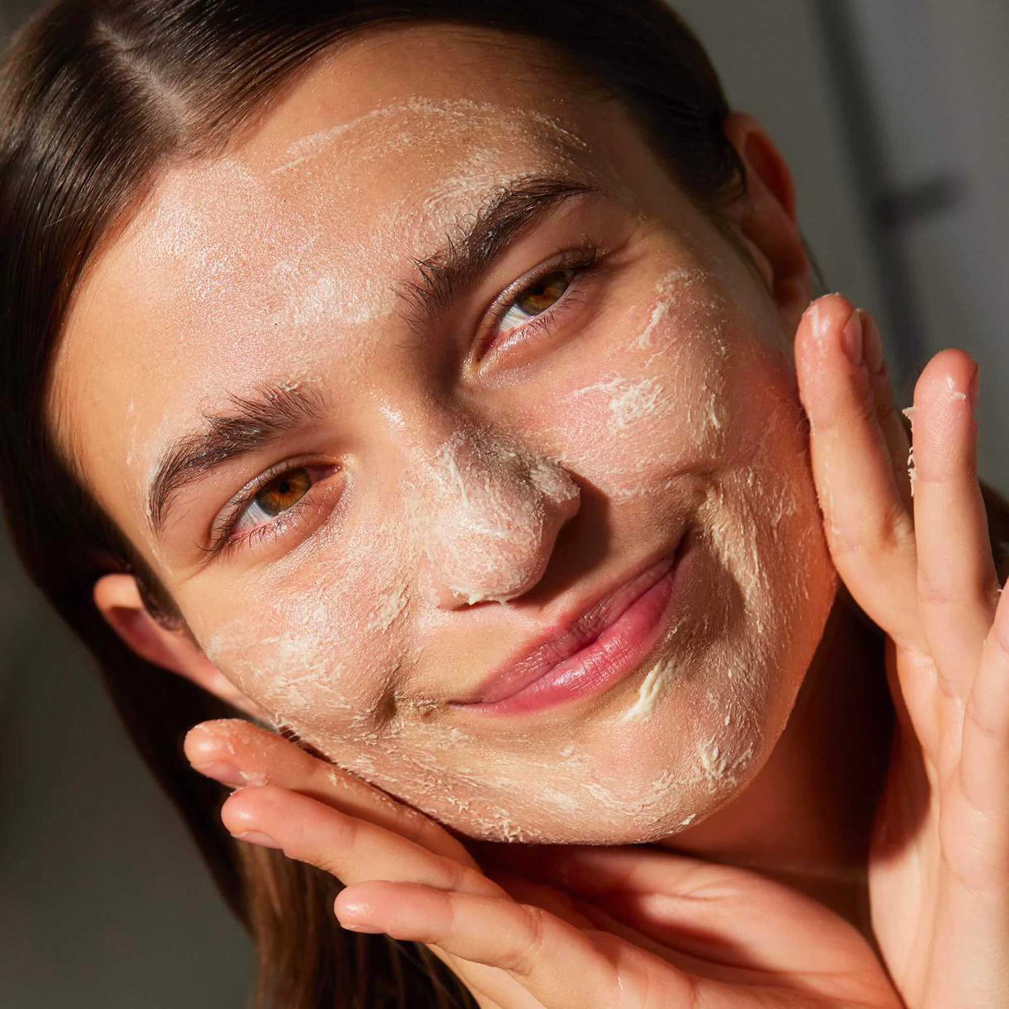 Microderm Instant Glow Exfoliant Éclat - Image 3