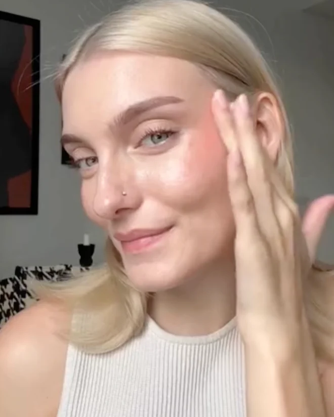 Super Serum Skin Tint SPF30 Fond de Teint Léger - Image 94